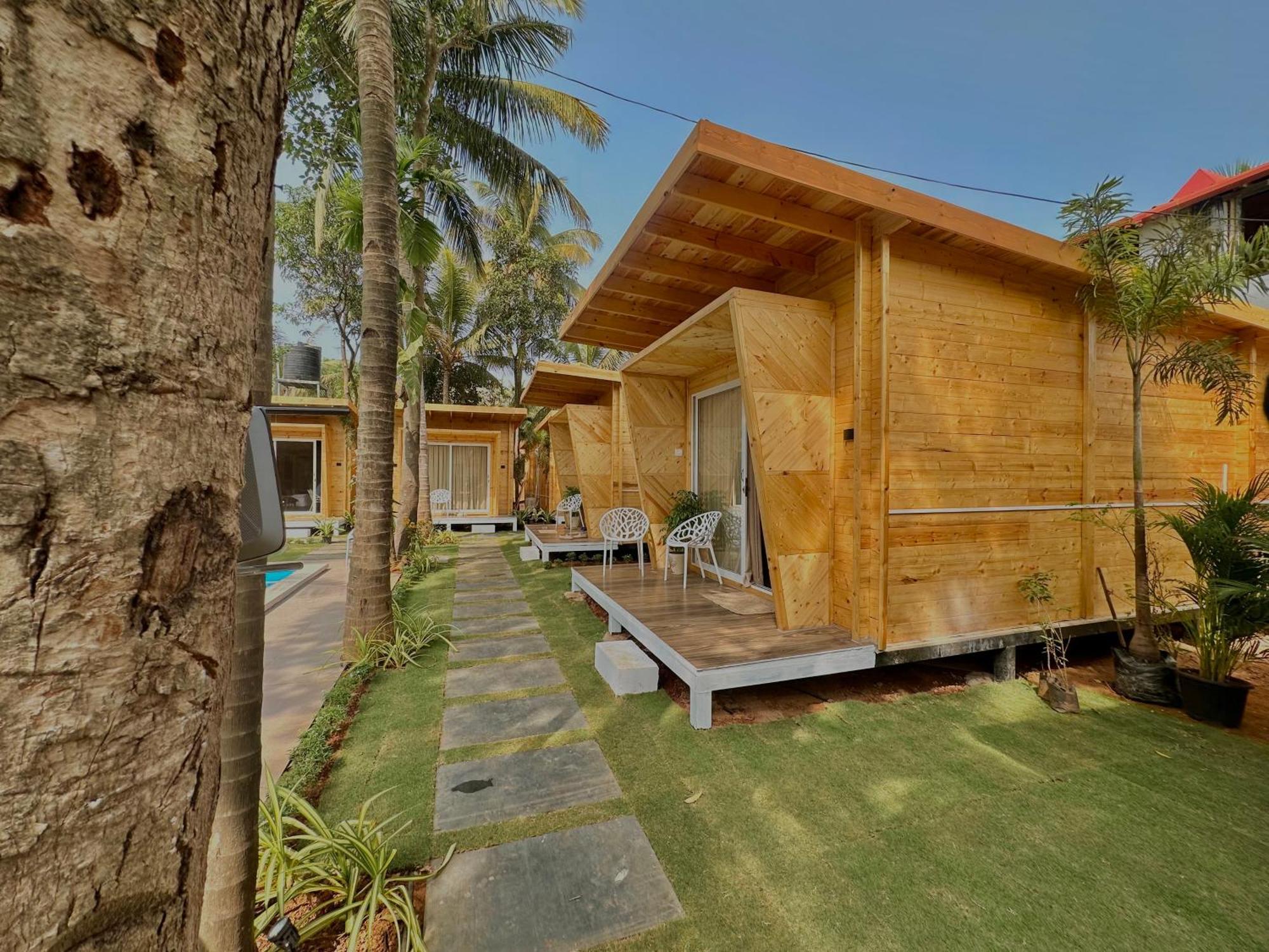 The Nine Beach Resort Patnem Beach Exterior photo